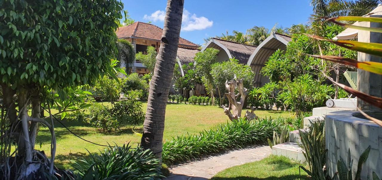 Puri Air Beach Resort & Spa Gili Air Exterior foto